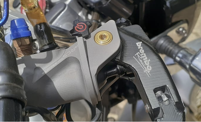 Handel rem tangan pakai Brembo RCS19 Costacorsa