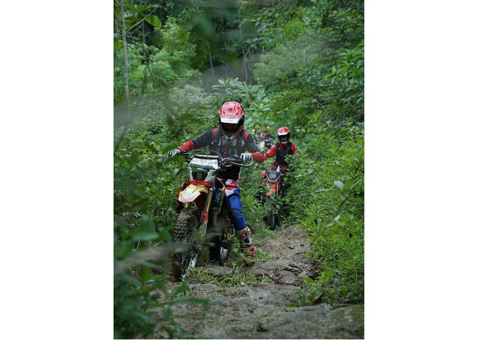 Trek yang dilalui JCC saat trabasan cukup menantang