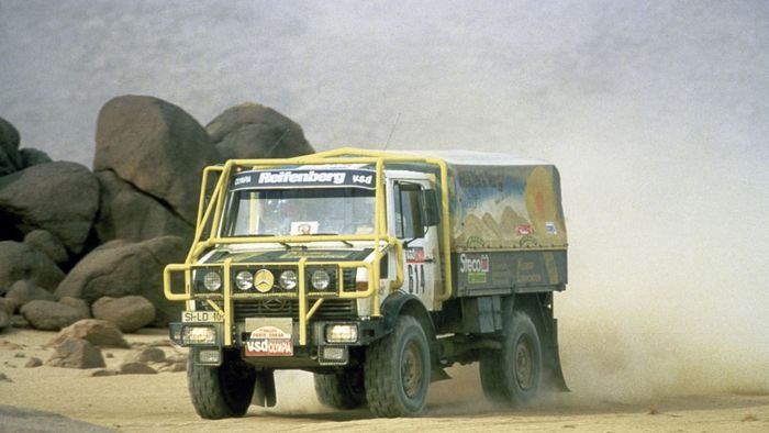 Mercedes-Benz Unimog U 1300 L pada Paris Dakar 1985