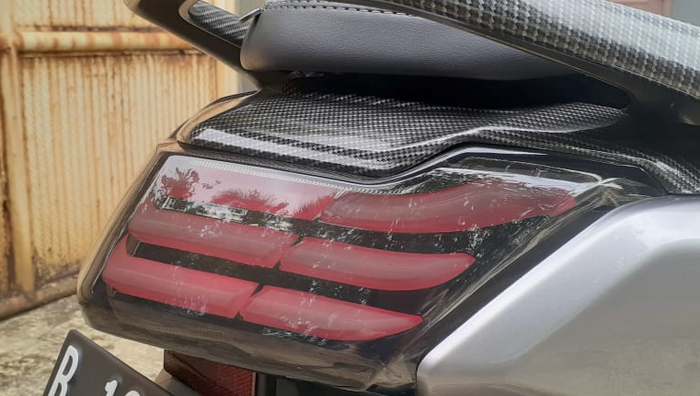 Stoplamp belakang ganti pakai custom DRL