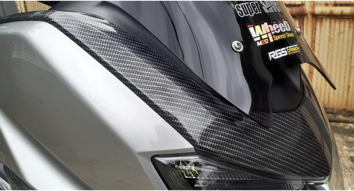 Dasi alias tameng depan ikut kena WTP motif karbon kevlar