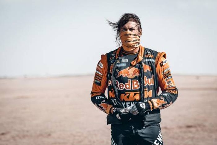 Toby Price masiih amankan puncak klasemen sementara Reli Dakar 2021