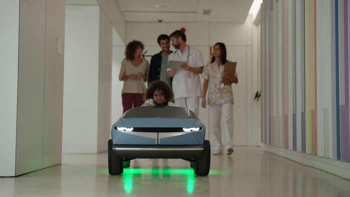 Mobil listrik mungil Hyundai diharapkan membuat 'perjalanan' pasien anak lebih menyenangkan 