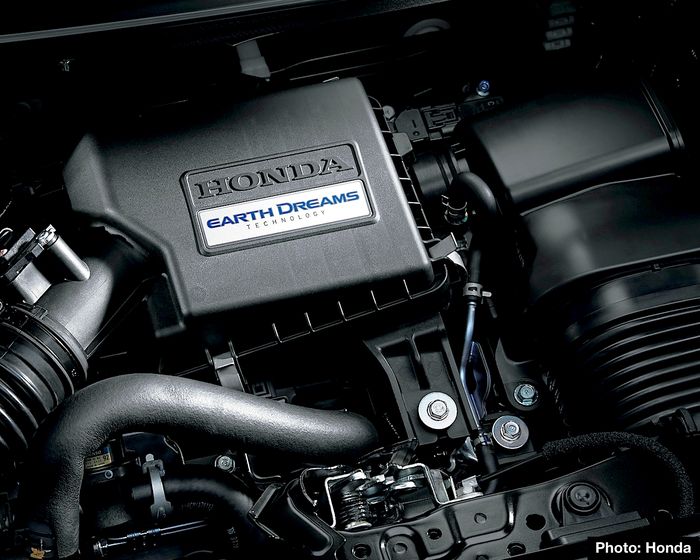Honda N-Van menggunakan mesin mungil 660 cc dengan pilihan NA atau turbo