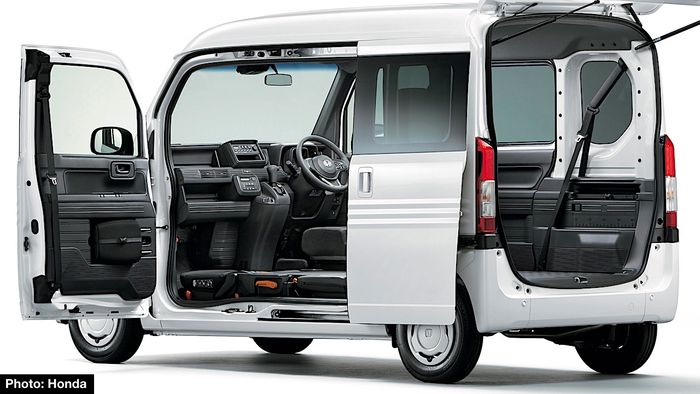 Honda N-Van, micro van tanpa pilar B