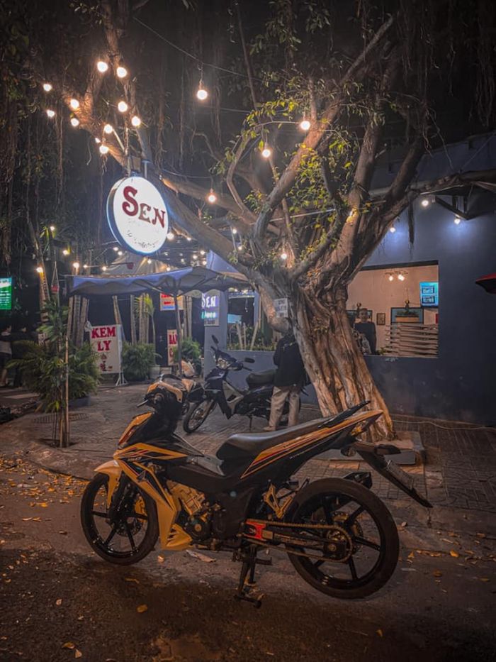 Modifikasi Honda Supra GTR 150 yang cukup unik