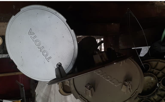 Tutup dop pelek Toyota Starlet/ Corolla SE Saloon