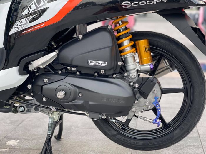 Shock belakang pakai Ohlins