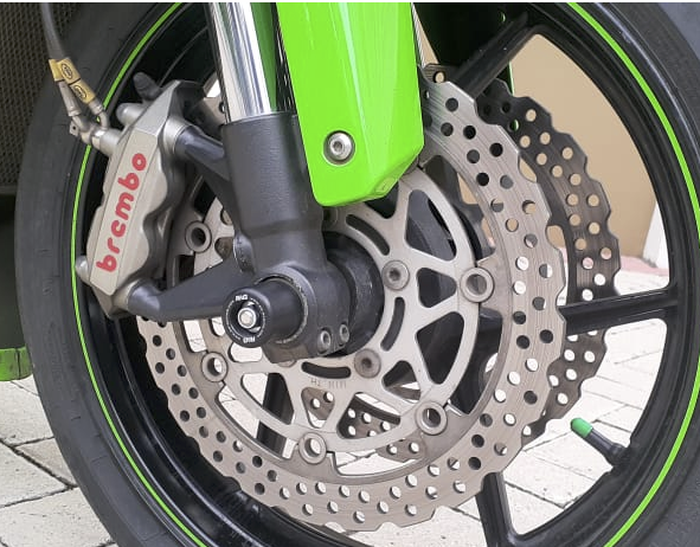 Double disk pakai kaliper Brembo M4 