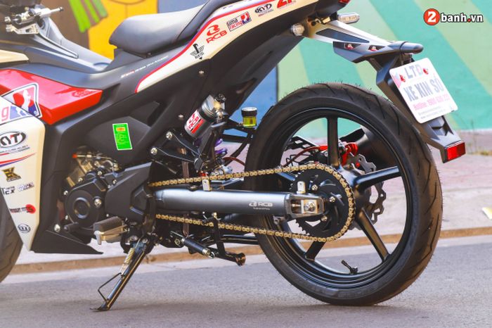 Swingarm diganti dengan ukuran yang lebih besar