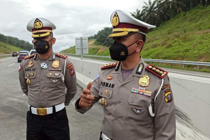 Dirlantas Polda Riau, Kombes Pol Firman Darmansyah berencana untuk melakukan patroli di ruas jalan tol Pekanbaru-Dumai, Minggu (17/01/2021).