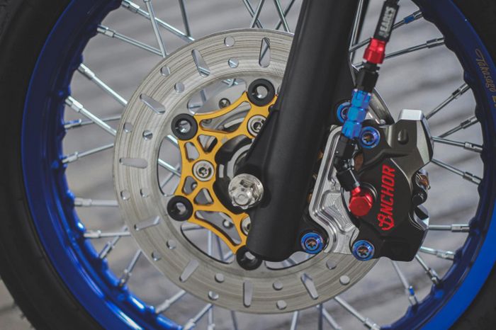 Pelek diganti model jari-jari, pengereman diupgrade jadi istimewa