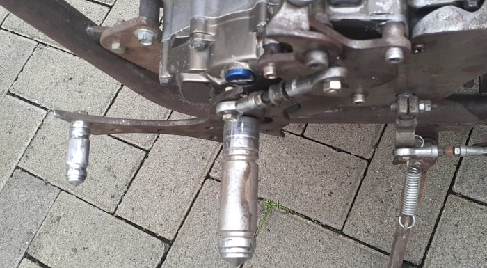 Untuk fungsikan kopling harus diinjak kayak mobil manual