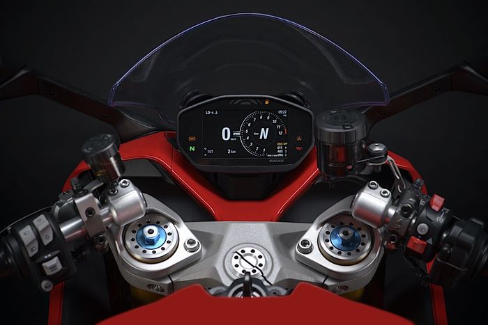 Panel instrumen Ducati Supersport 950 dilengkapi layar TFT 4,3 inci