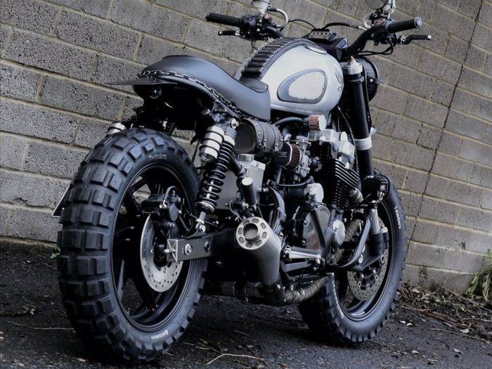 Honda CB750 tracker yang super sangar