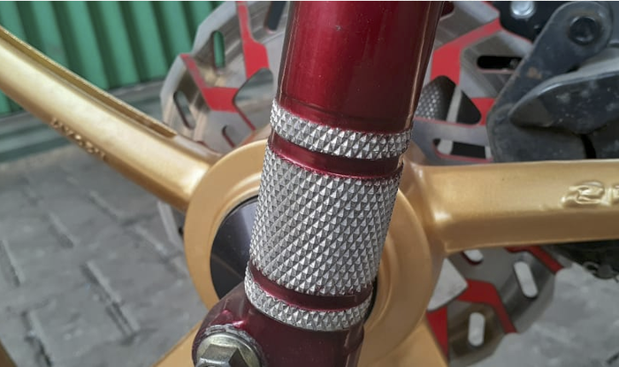 Sokbreker depan custom agar lebih terlihat kece