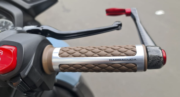 Handgrip Barracuda dan handguarg Kabon