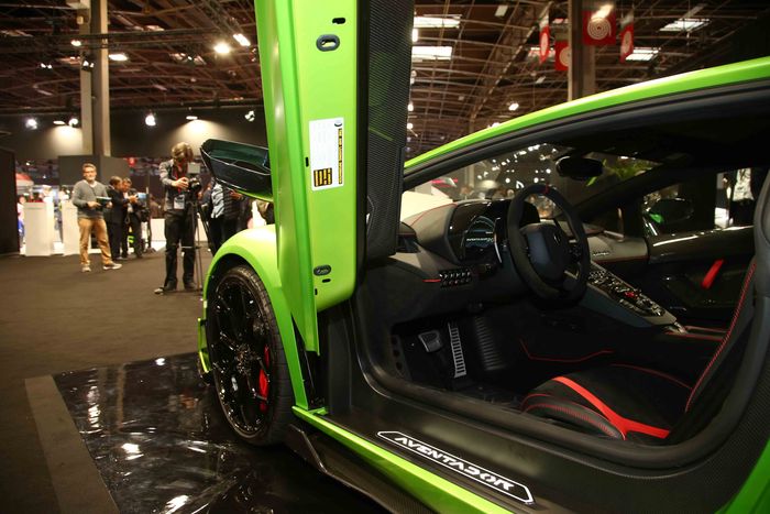 Scissor doors di Lamborghini Aventador