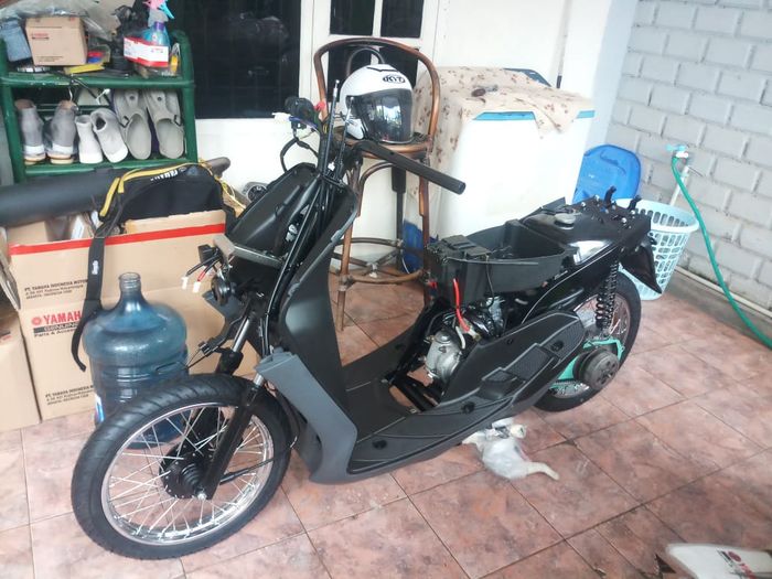 Hampir seluruh part Mio Sporty ini menggunakan part baru