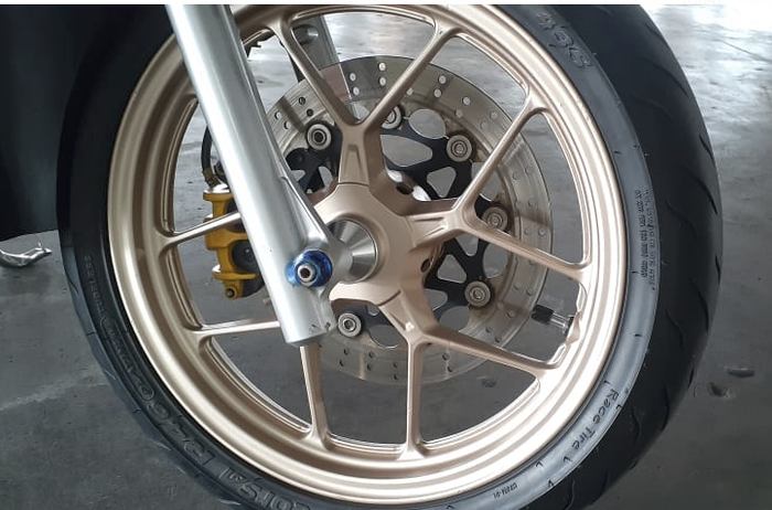 Pelek standart kena repaint rosegold