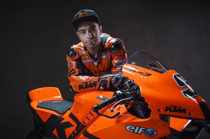 Livery tim Tech3 KTM Factory Racing