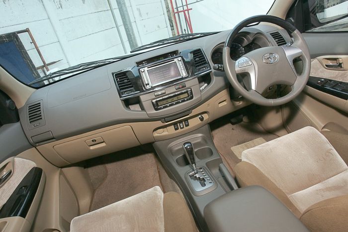 Interior Toyota Fortuner