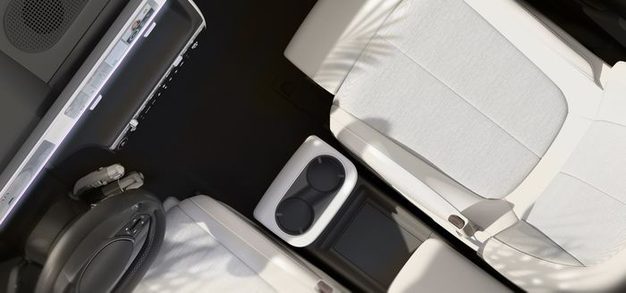 Konsol tengah Hyundai Ioniq 5 bisa digeser maju mundur 