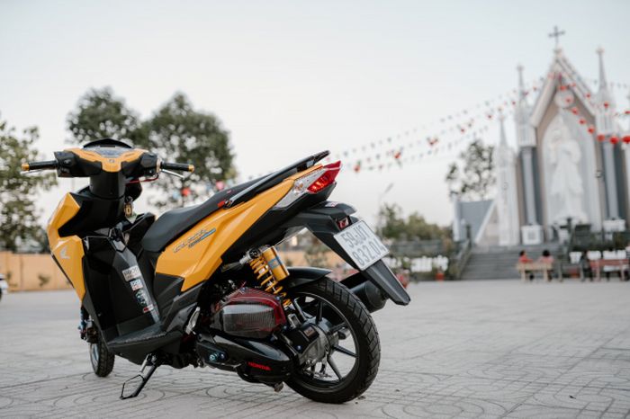 Modifikasi Honda Vario 125 yang menawan