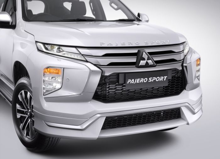 Mitsubishi New Pajero Sport dengan Front Air-dam