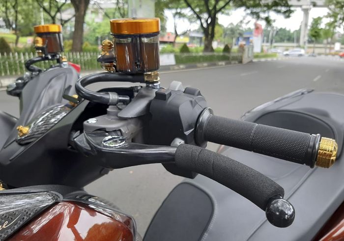 Master rem kanan kiri pakai milik Kawasaki ZX-14