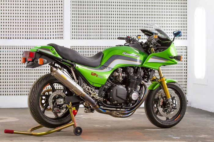 Restomod Kawasaki GPZ1100 yang menawan