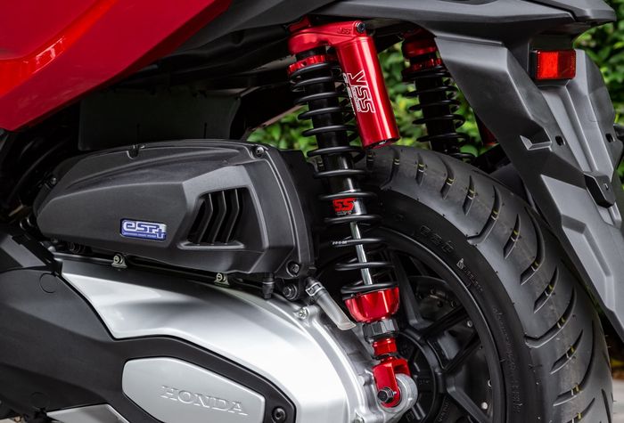 YSS G-Sport terpasang di Honda Forza
