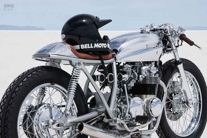 Subframe dirombak seperti cafe racer kebanyakan