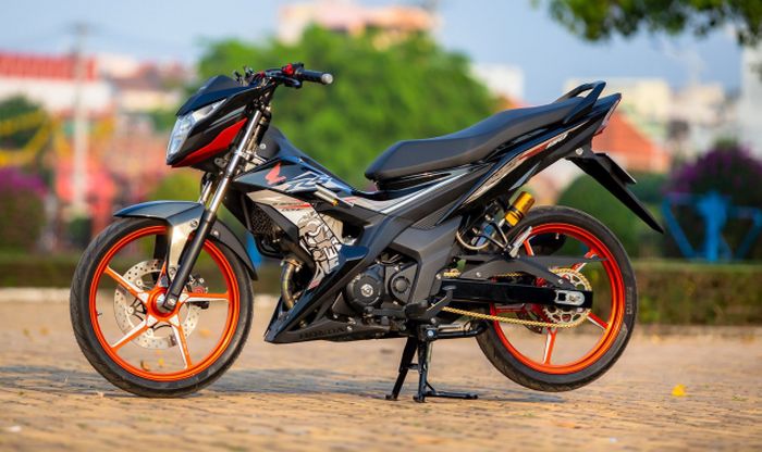 Suspensi belakang diganti dengan Ohlins