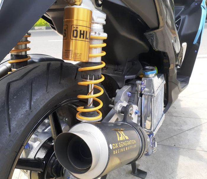 Sokbreker belakang pakai Ohlins