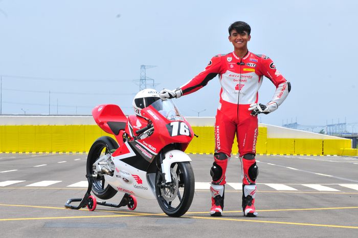 Mario Suryo Aji di CEV Moto3.