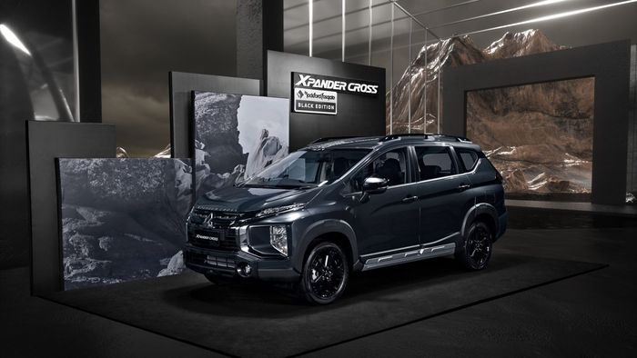 PT MMKSI produksi ulang Mitsubishi Xpander Cross Rockford Fosgate Black Edition