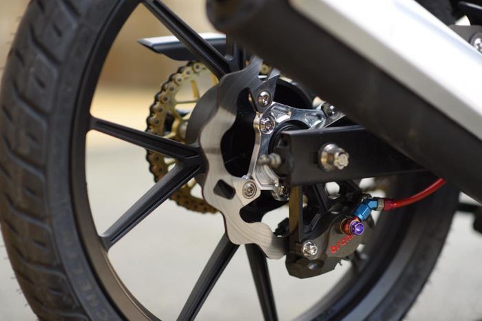 Pengereman belakang juga diupgrade