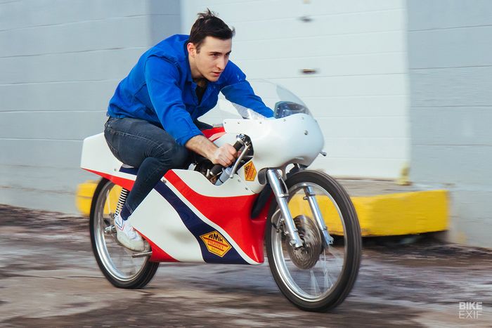 Cole Mahlowit bersama Minarelli 50 GP miliknya