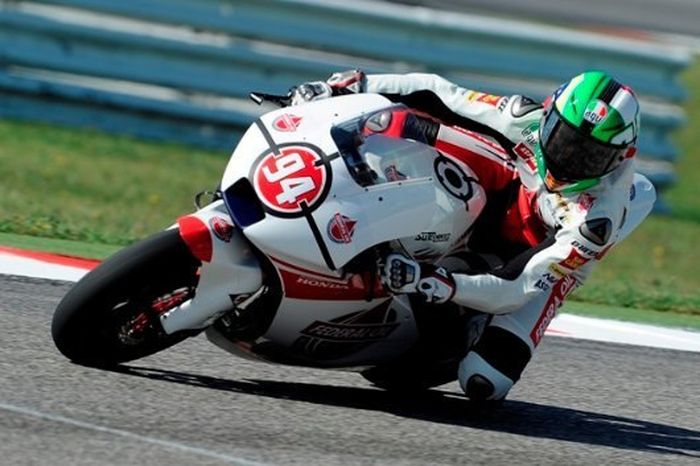 Franco Morbidelli bersama Federal Oil Gresini Moto2 tahun 2013 saat tampil sebagai wildcard