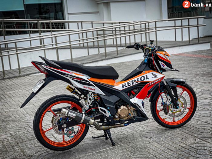 Modifikasi Honda Sonic 150R yang menawan