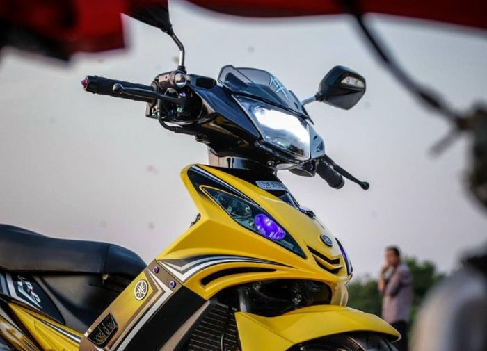 Headlamp diganti dengan model LED