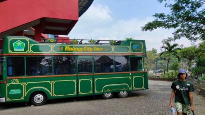 tampilan bus Macito