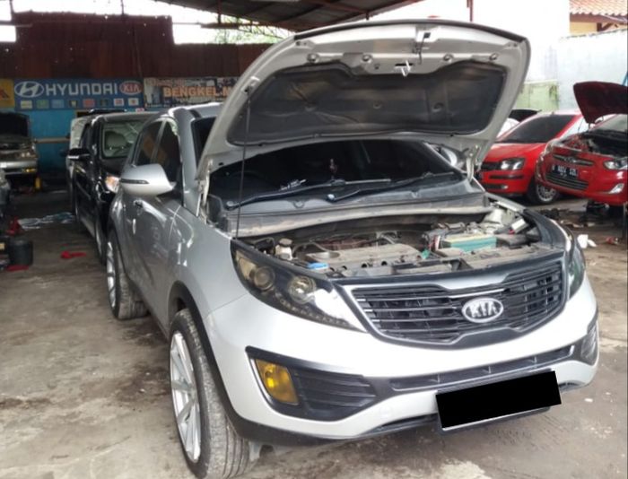 Spare part fast moving KIA Sportage III yang dibutuhkan saat servis, mulai Rp 40 ribu di bengkel Garasi 30