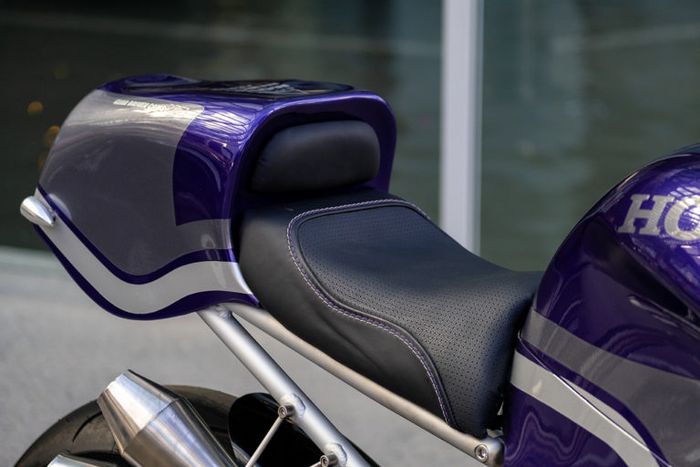 Buntut dan joknya punya desain unik