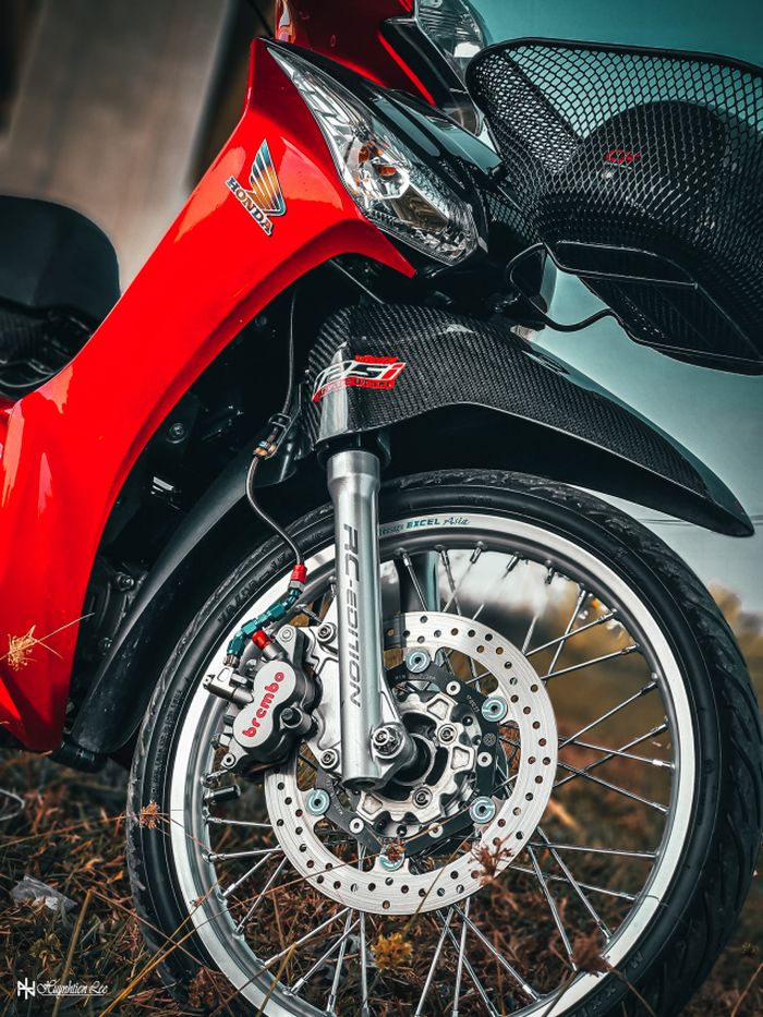 Kaki-kakinya begitu istimewa