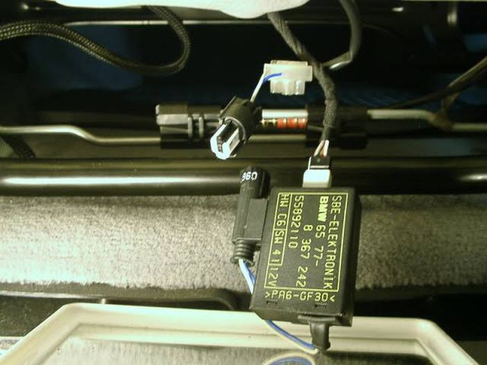 Ilustrasi sensor airbag BMW X3 