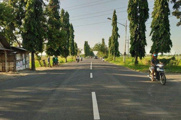 Jalan Lingkar Selatan (JLS) Tuban yang sudah rampung dikerjakan.