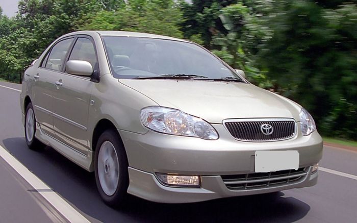 Ilustrasi Toyota Corolla Altis Bekas