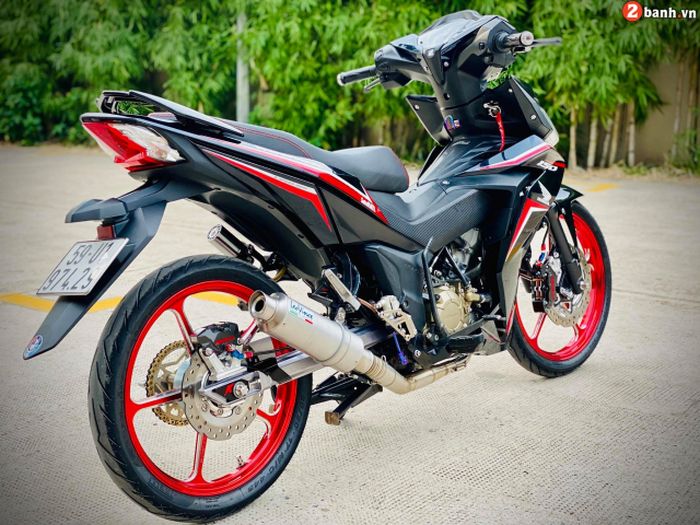 Modifikasi simpel Honda Supra GTR 150 yang menawan